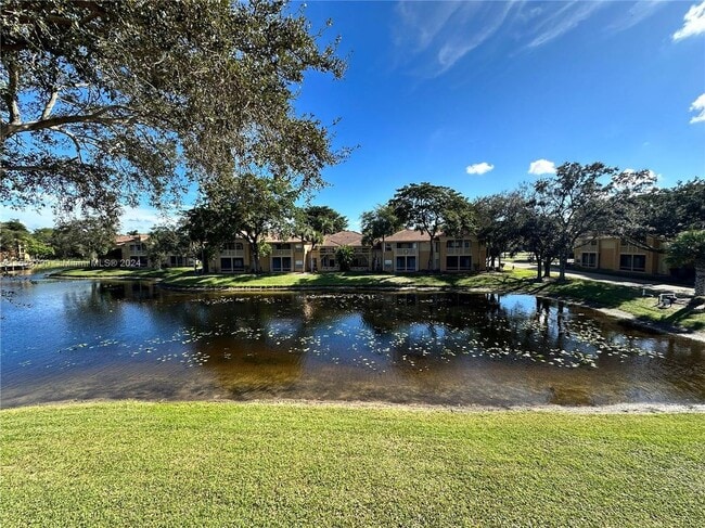 Photo - 4855 Via Palm Lakes