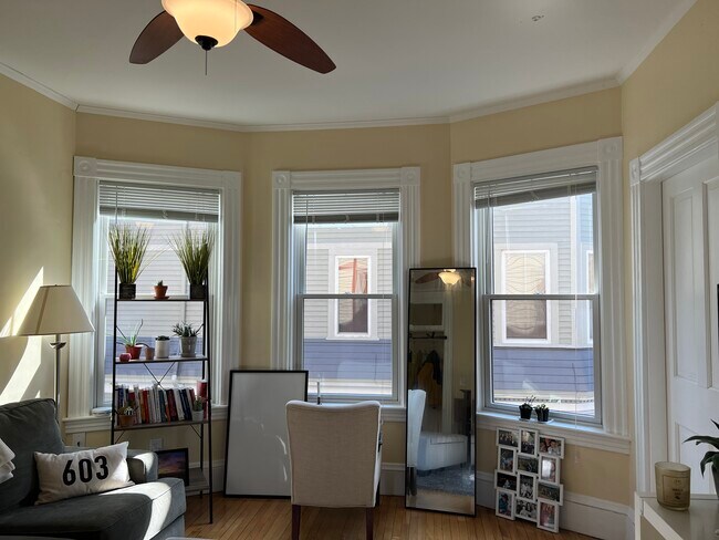 Photo - 176 Elm St Unit 3