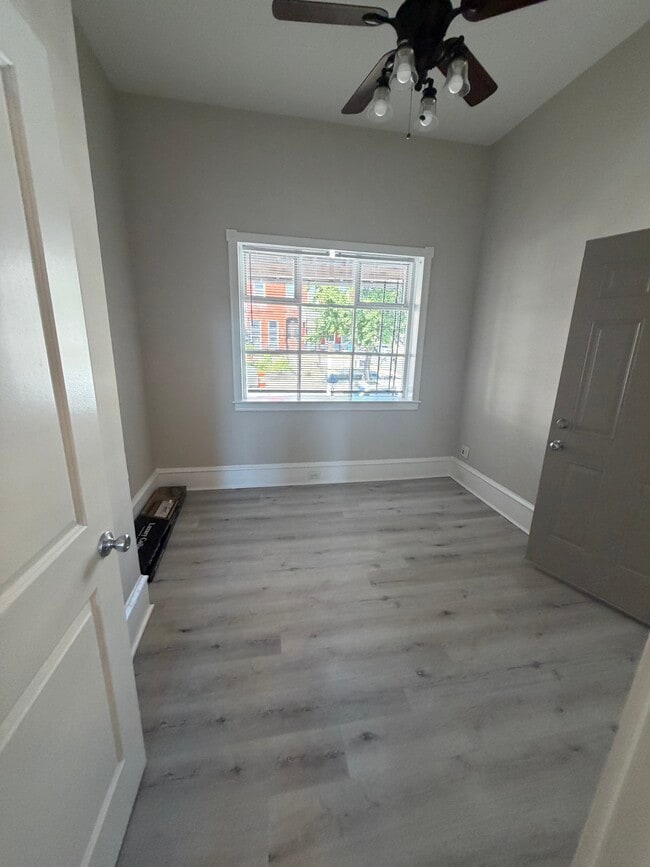 Photo - 637 N 32nd St Unidad 1