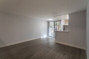 0BR,1BA- 500SF - Living Room