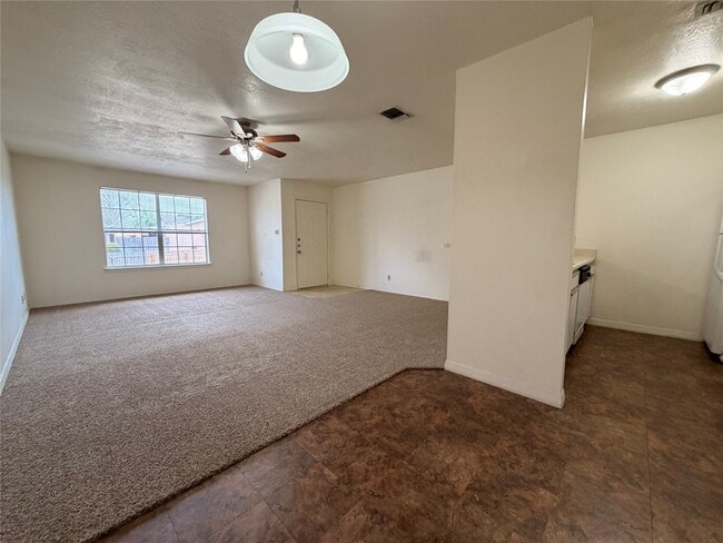 Photo - 2300 Stone Hollow Dr Unidad 206