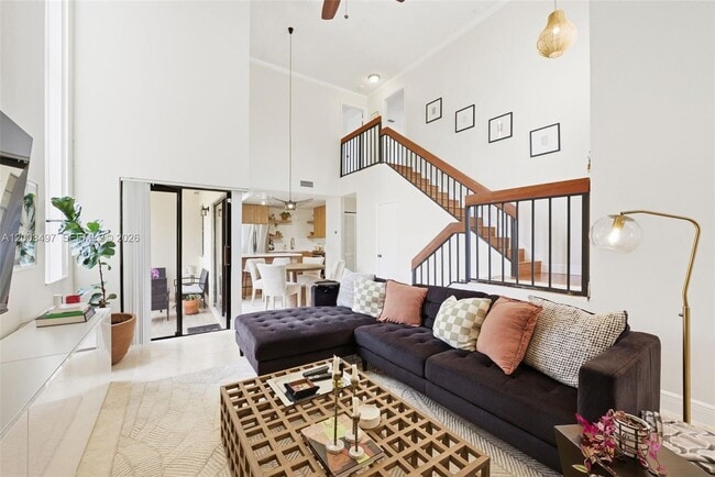 Photo - 327 Ives Dairy Rd