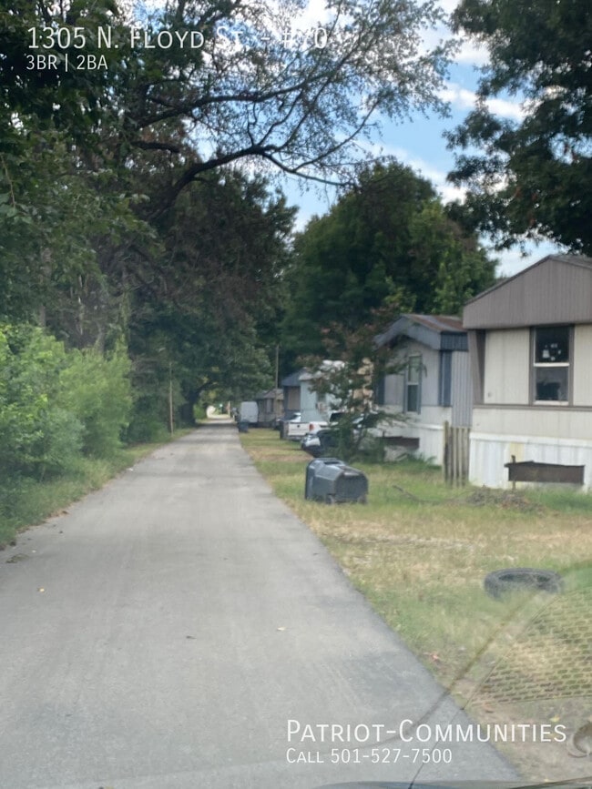 Photo - 1305 N Floyd St