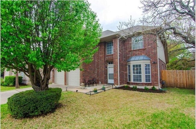 Photo - 1802 White Oak Cove House