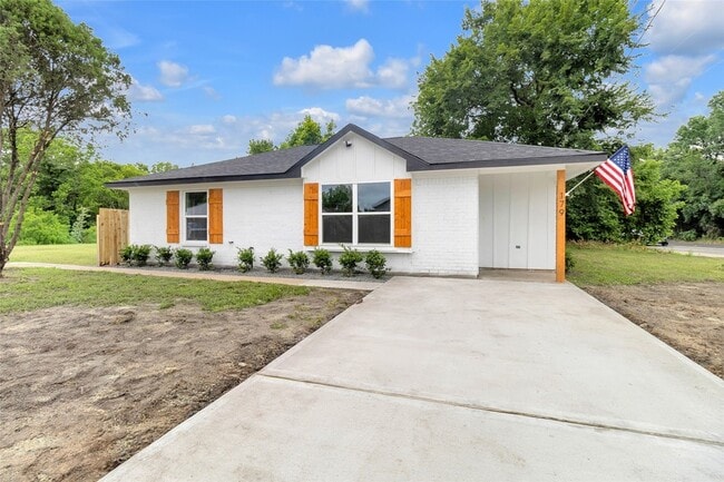 Photo - 179 Mill St