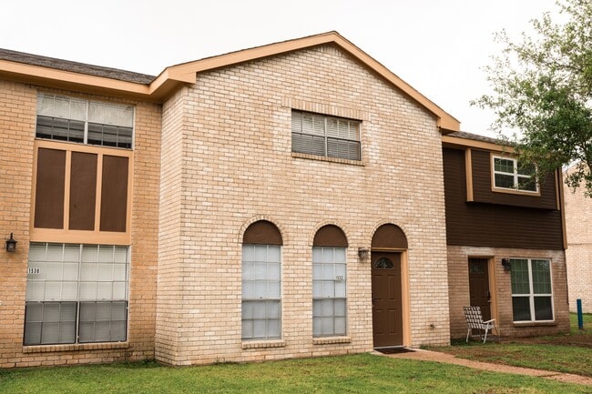 Photo - 1532 Eagle Lake Rd