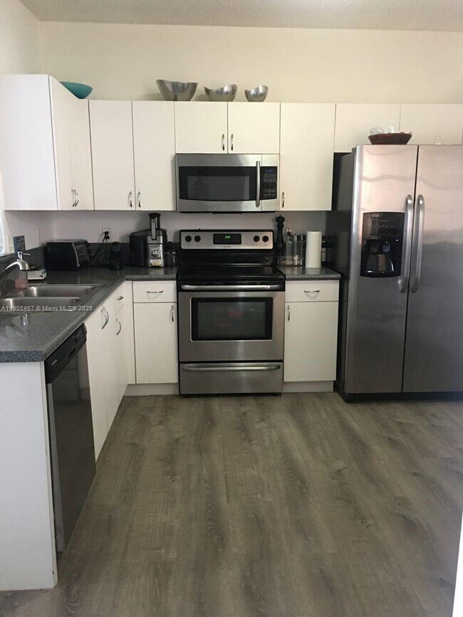 Photo - 3870 San Simeon Cir