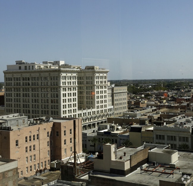 Photo - 200 Carondelet Unit 1505