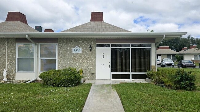 Building Photo - 4358 Tahitian Gardens Cir Unit H