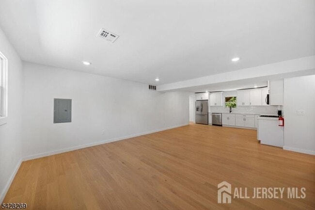 Photo - 3 Meadow Rd