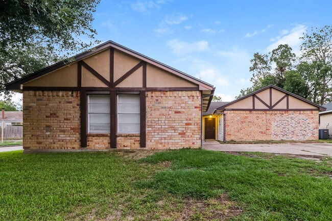 Photo - 6403 Fallengate Dr House