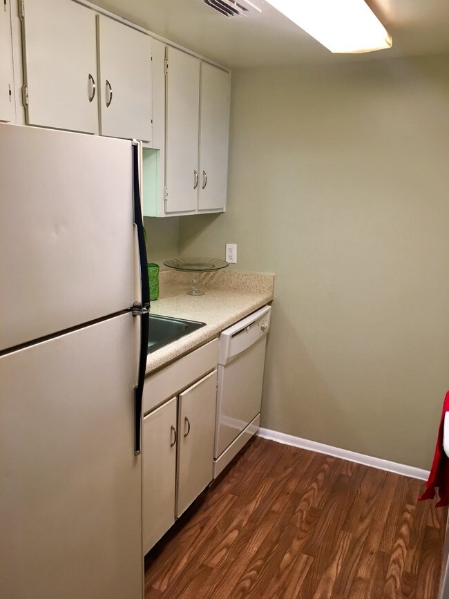 Goldelm at Charter Pointe Apartments Altamonte Springs, FL