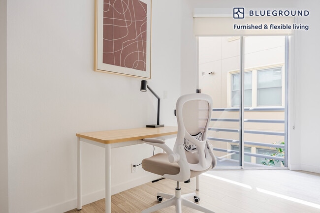 Photo - 8600 Burton Way Unidad FL2-ID1314