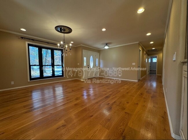 Photo - 23 N Howard Pl