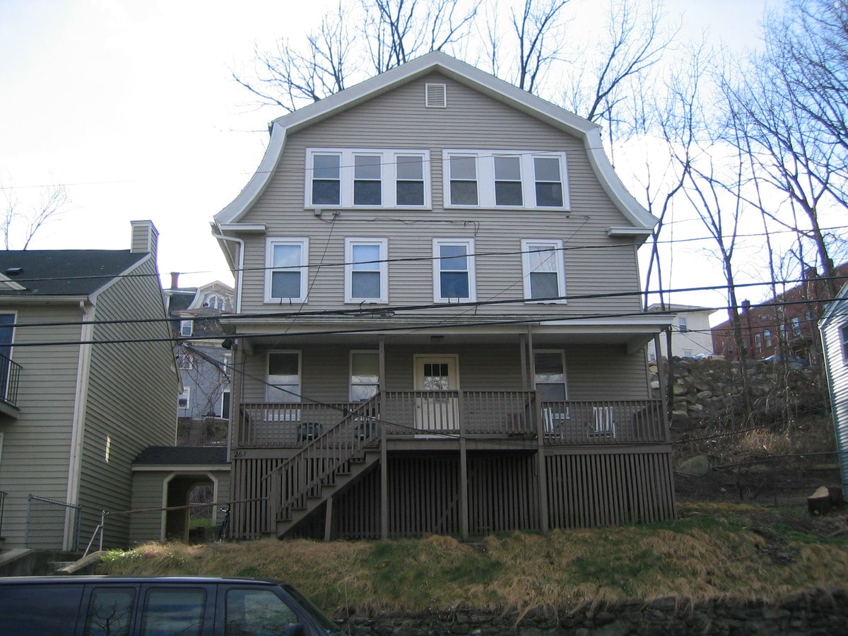 Photo - 261 Stackpole St