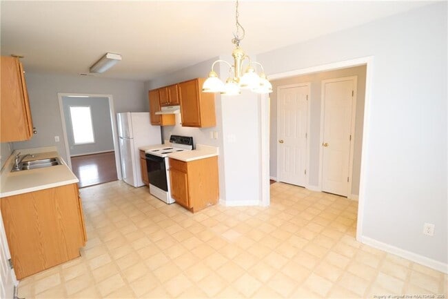 Photo - 4105 Scofield Dr