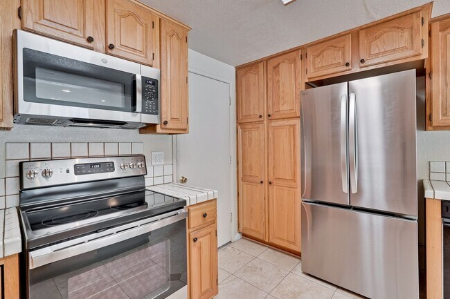Photo - 6651 Bunker Hill Ct