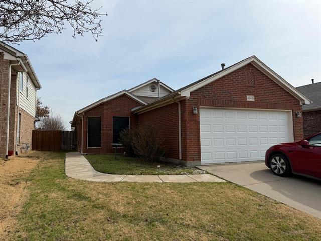 Photo - 6360 Geneva Ln