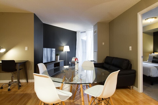 Photo - 1104-140 Simcoe St Unit ID1222987P