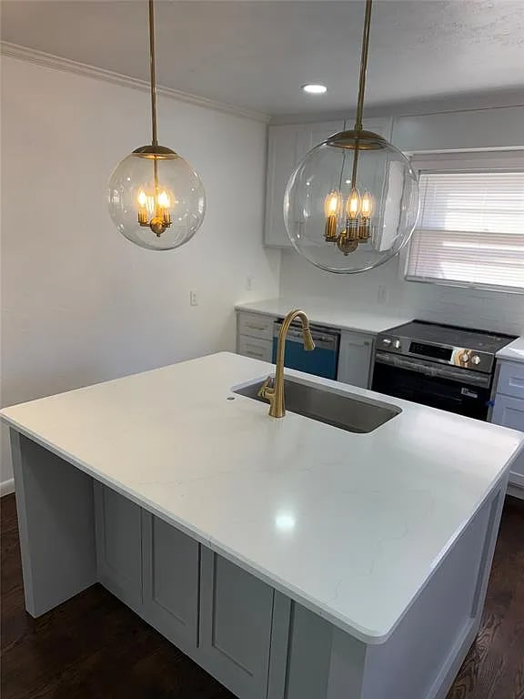 Photo - 1123 W Brooks St