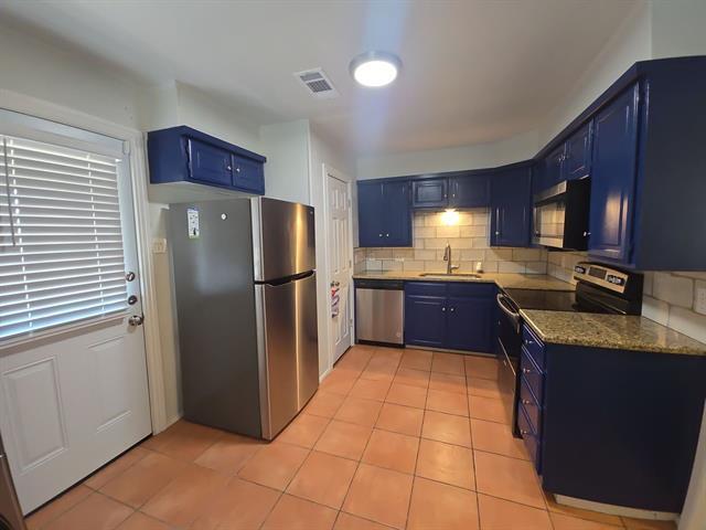 Photo - 3241 Sandage Ave