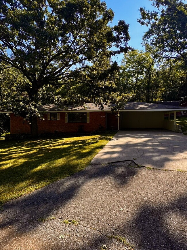 Photo - 9108 Bluff Dr