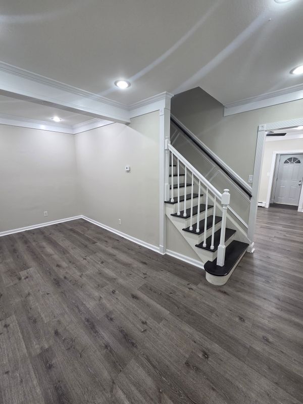 Building Photo - 537 Harrington St