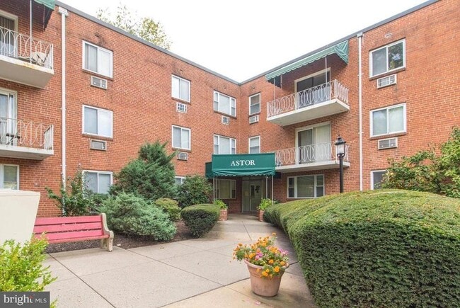 Building Photo - 1600 Church Rd Unit A-300