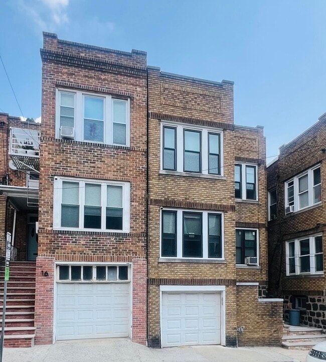 Building Photo - 12 64TH St