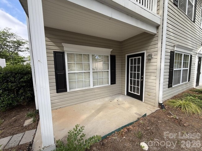 Photo - 21230 Hickory St Unidad 9C