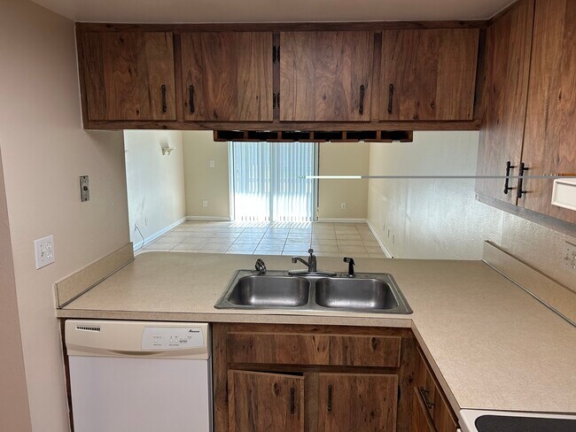 Photo - 435 Catamaran Dr Unit #55