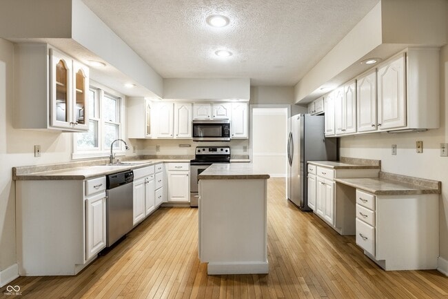 Photo - 795 Grace Dr