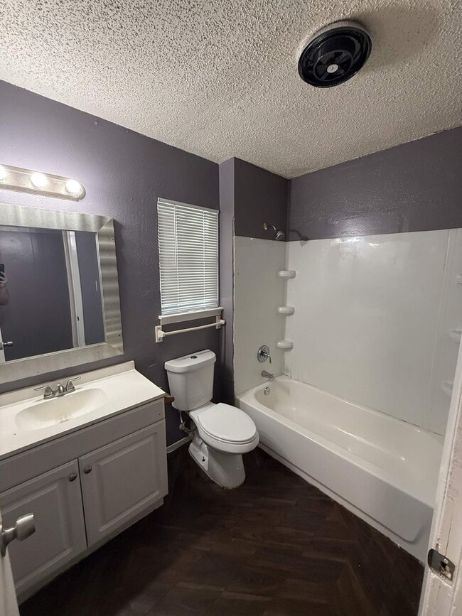 Photo - Conveniently Located Haven Near Austin Hotspots