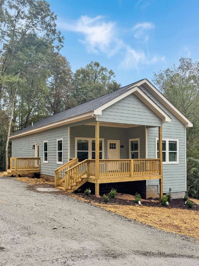 Building Photo - New Construction in North Hall for Rent!