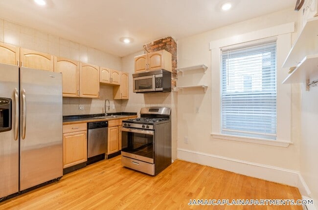Building Photo - 126 Day St Rental