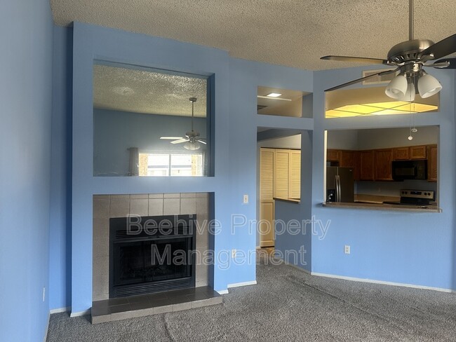 Photo - 1331 W Baseline Rd