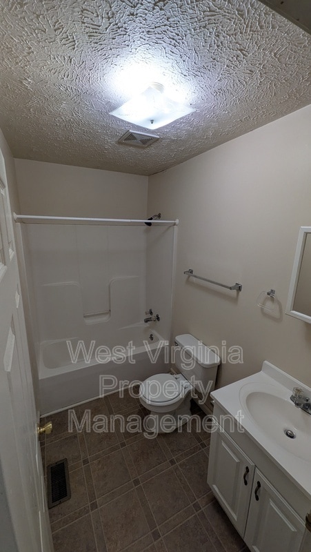 Photo - 1103 24th St