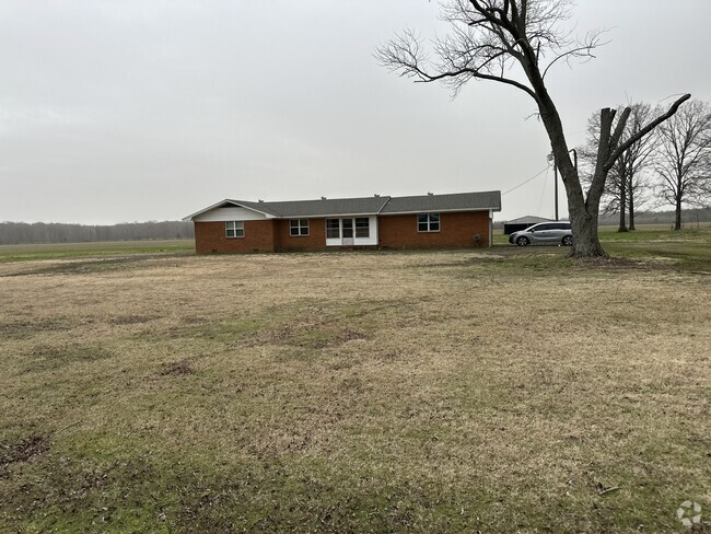 Building Photo - 442 Old Railroad Rd Rental