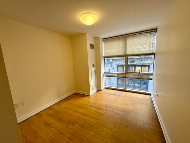 Photo - 42 Boylston St Unidad 408