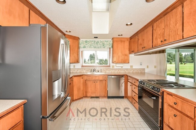 Photo - *****COMING SOON***Spacious 3BD/3BA Home in Lacey's Oakmont Neighborhood | Golf Course Views
