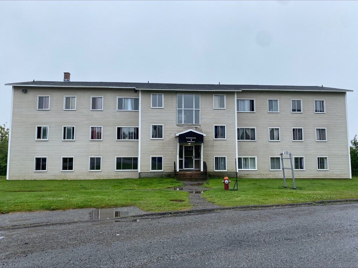 Photo - 1 Reading Crescent Unit 9