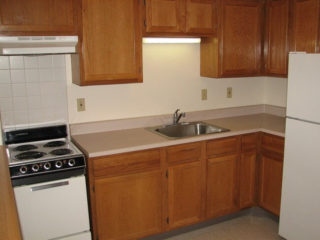 Syringa Plaza Apartments
