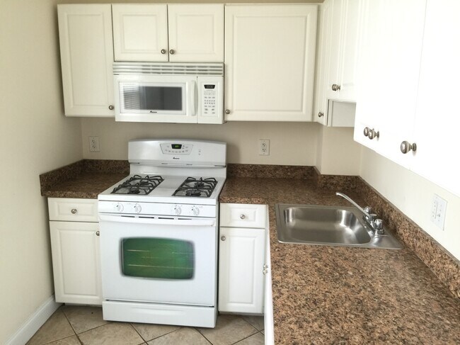 Photo - Ashford Street Apartments