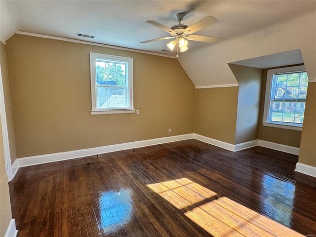 Photo - 105 Arlington Rd