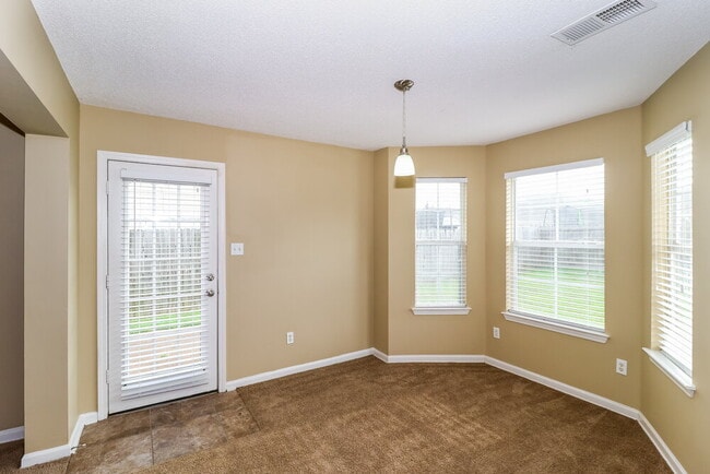 Photo - 4551 Blue River Dr