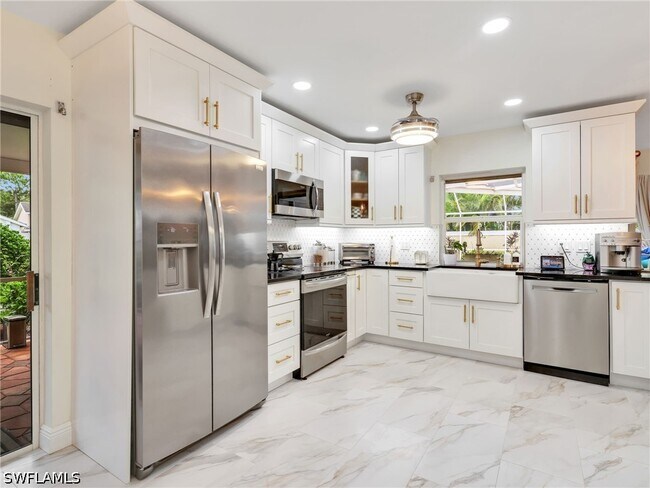 Photo - 1256 Naples Lake Dr
