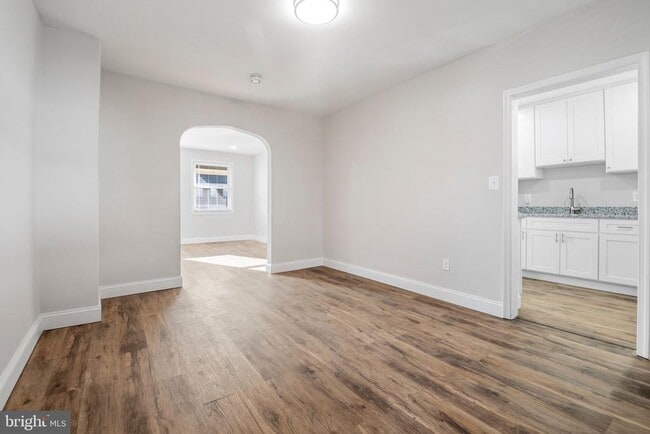 Photo - 3426 Parklawn Ave