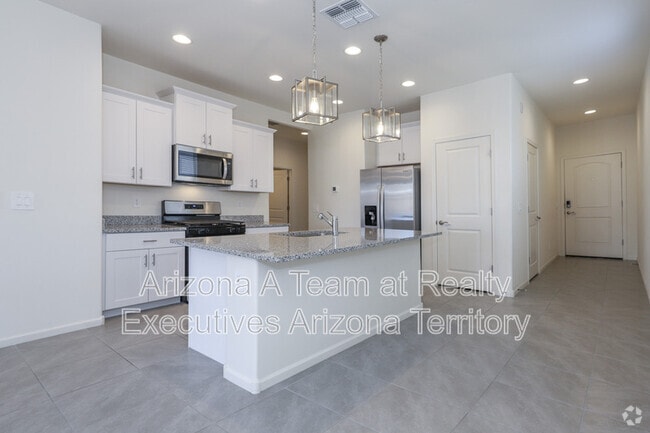 Building Photo - 4882 E Greenway Wash Dr Rental