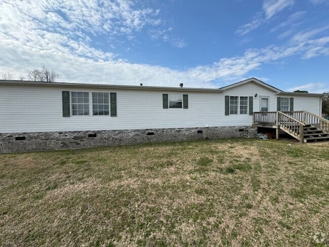 Building Photo - Gordon Rd Area - Doublewide 2000+ sq. ft. Rental