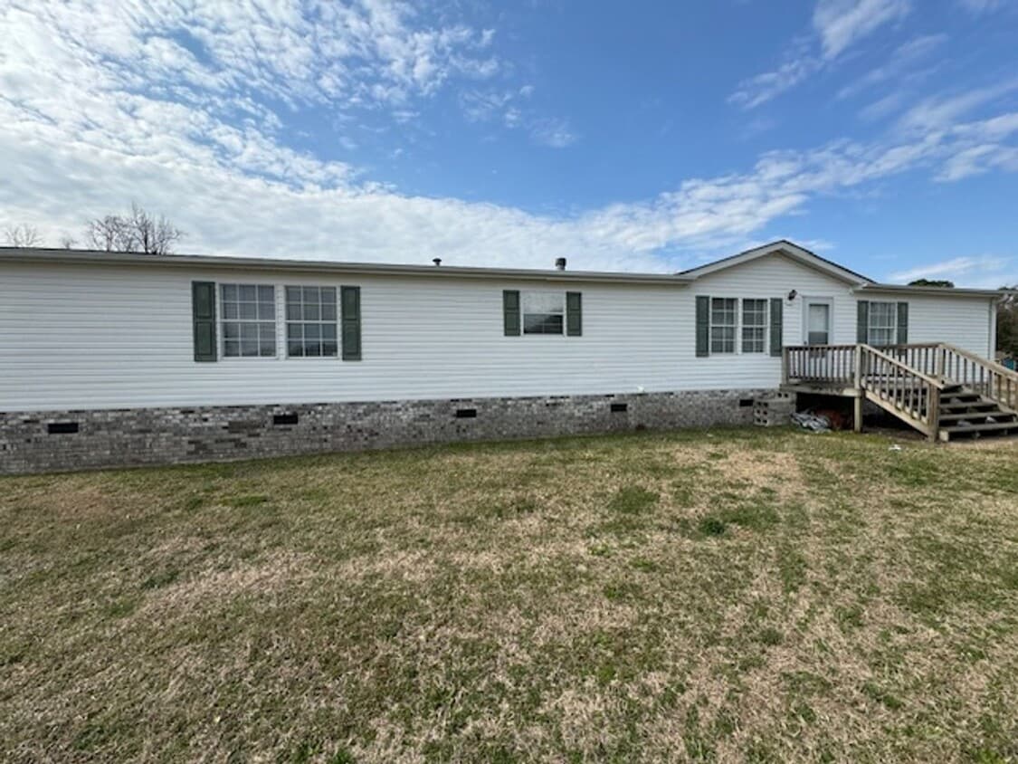 Gordon Rd Area - Doublewide 2000+ sq. ft. - Gordon Rd Area - Doublewide 2000+ sq. ft.